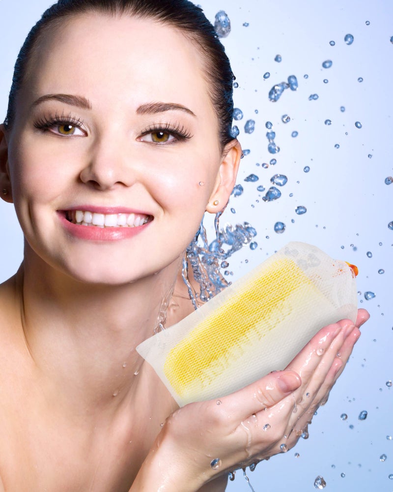 Asantee صابون الأرز والحليب والكركم من ASANTEE - صابون فاخر للجسم لبشرة ناعمة وواضحة ومشرقة - رائحة تدوم طويلاً 125 جرام. - Image 2